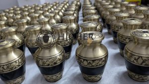 Small Urns Supplier to USA